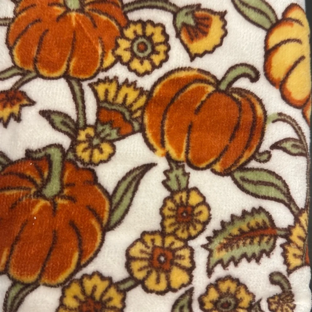 2pc DEBORAH CONNOLLY Pumpkin/Vine Holiday Bath Hand Towel Set -Blkprnt Pumpkin